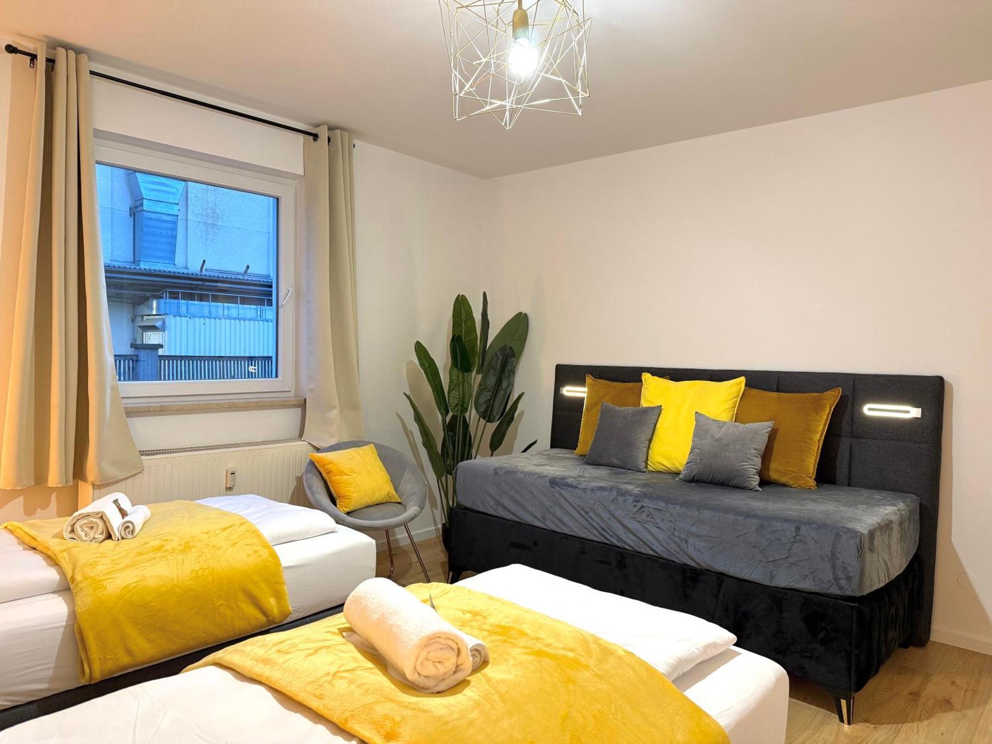 Yay - 65M2 Apartment Am Bahnhof - Smart Tv - Internet - Kaffee - Waschmaschine - Trockner Muehldorf am Inn Exterior photo