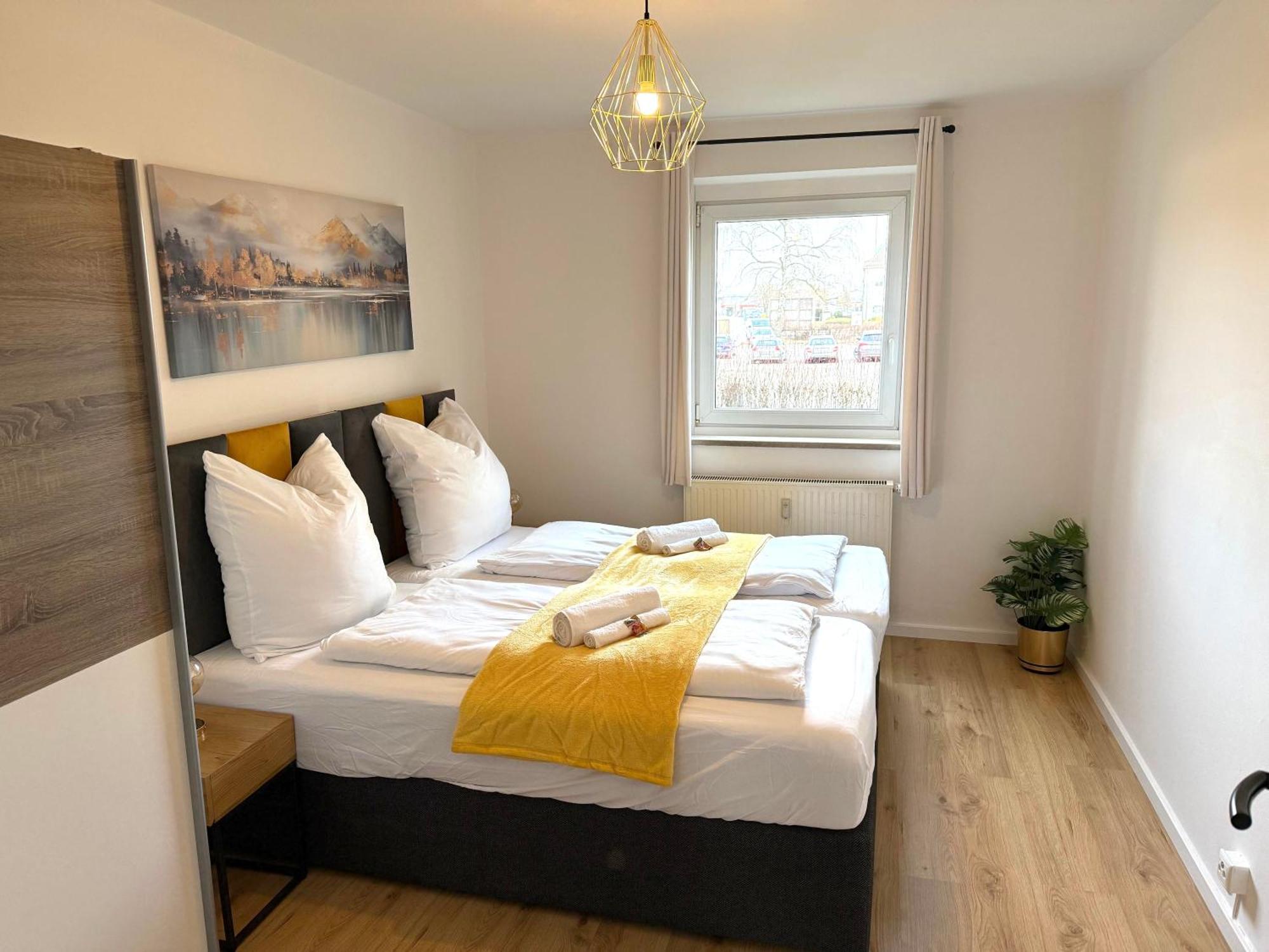 Yay - 65M2 Apartment Am Bahnhof - Smart Tv - Internet - Kaffee - Waschmaschine - Trockner Muehldorf am Inn Exterior photo